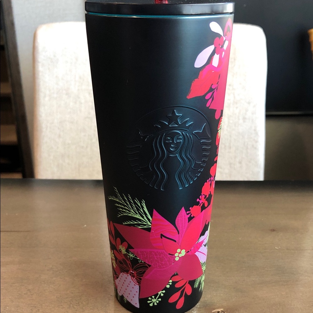 NWT 2021 Starbucks Christmas 16 ounce tumbler